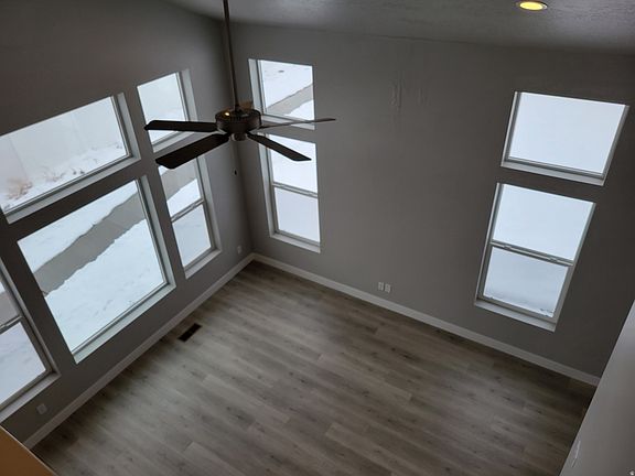5th image of 9787 N Aaron Ave