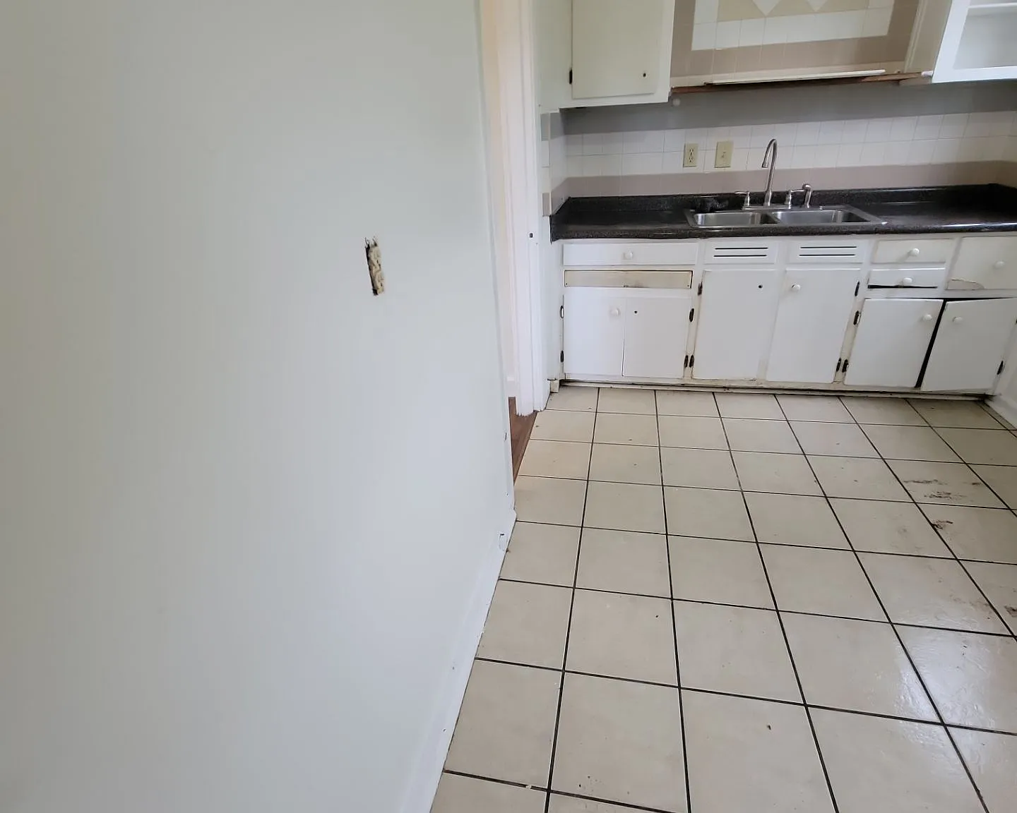 1532 Wanda St — Photo 4