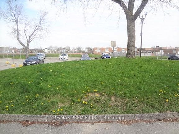 3rd image of 260 John Garland Blvd #231