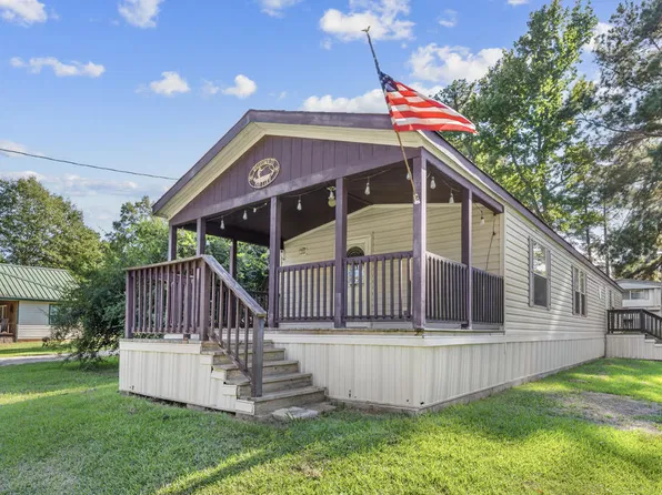 262 Havard St, Zavalla, TX 75980