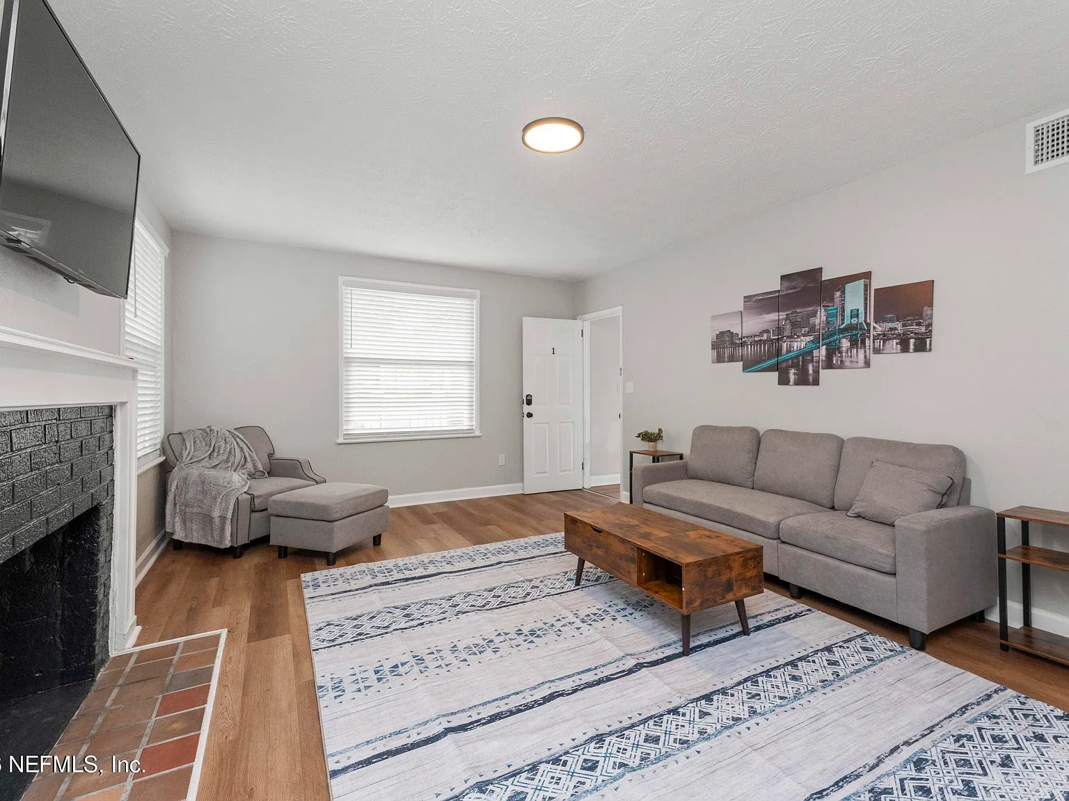 1 bed, 1.0 bath, 800 sqft, $1,595 — Photo 4
