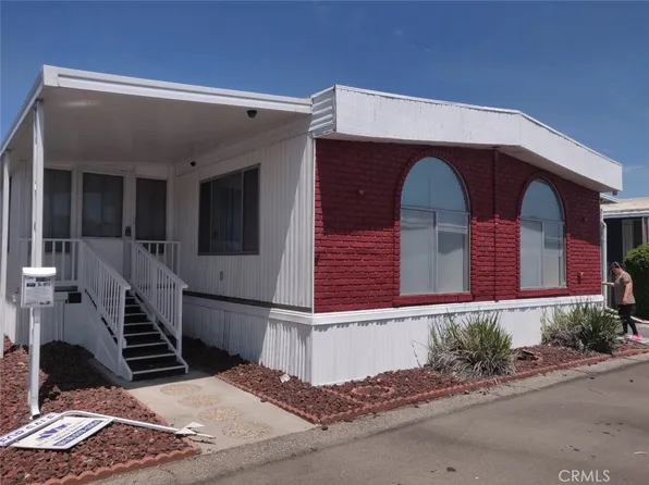 8801 Eton Ave Space 104, Canoga Park, CA 91304