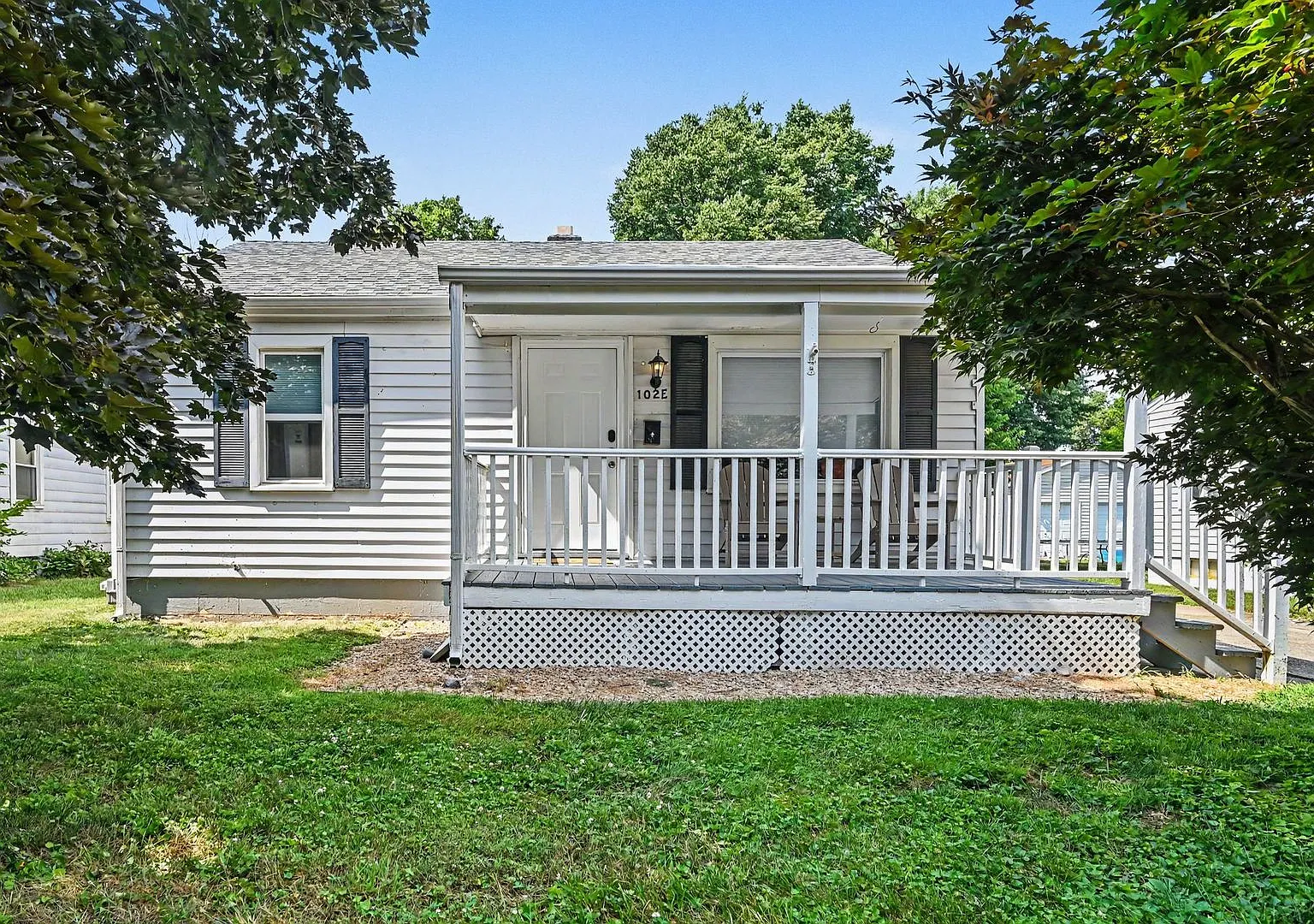 Short Term Furnished Rental — Photo 1