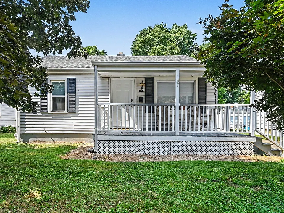 102 E Home Ave