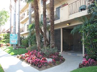 5415 Newcastle Ave, Encino, CA 91316