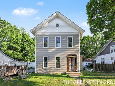 215 W Grove St, Greenville, MI, 48838