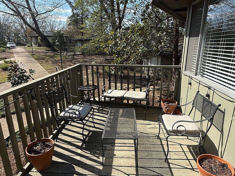 Private deck