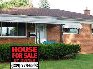 25327 Roan Ave, Warren, MI