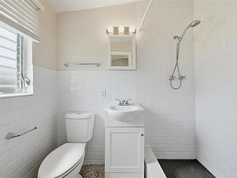 14190 Page Ave — Photo 20