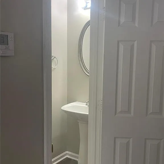 1736 Devon Dr SW — Photo 16