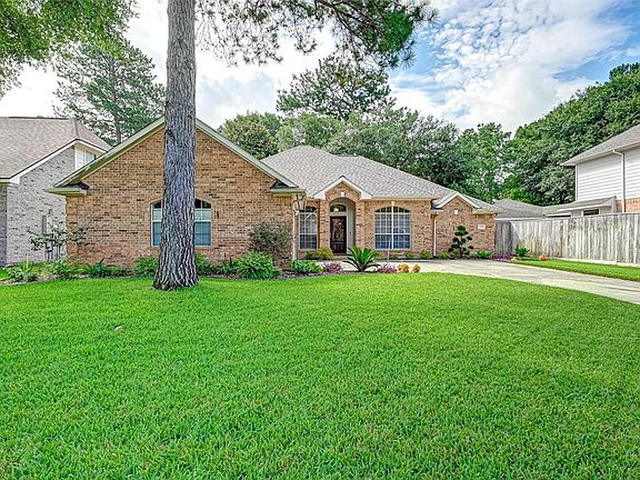 2nd image of 13103 Dogwood Glen Ct