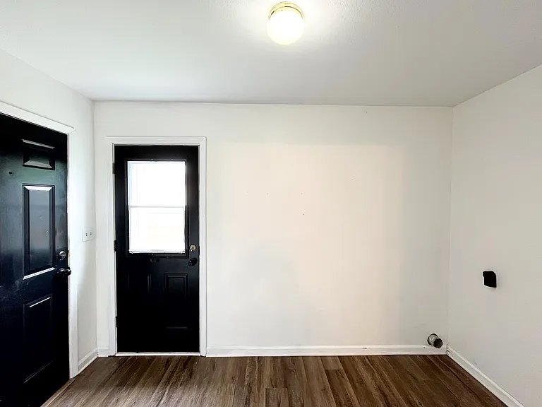 507 Kate St — Photo 14
