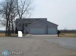 1009 Lyndon Ave SW, Glyndon, MN 56547