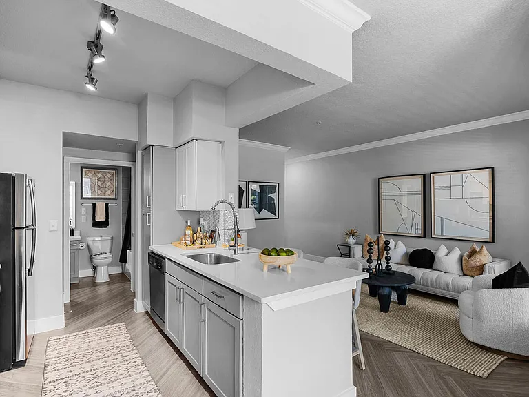 Weston at Copperfield — Photo 2