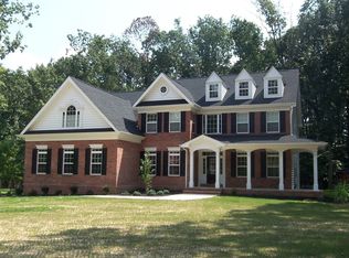 2 Waterview Dr, Pilesgrove, NJ 08098