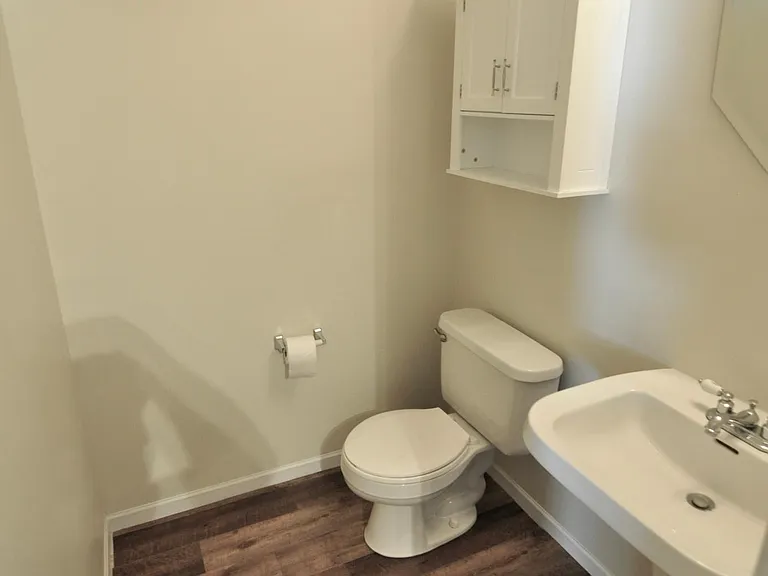 15751 Fjord Ave — Photo 4