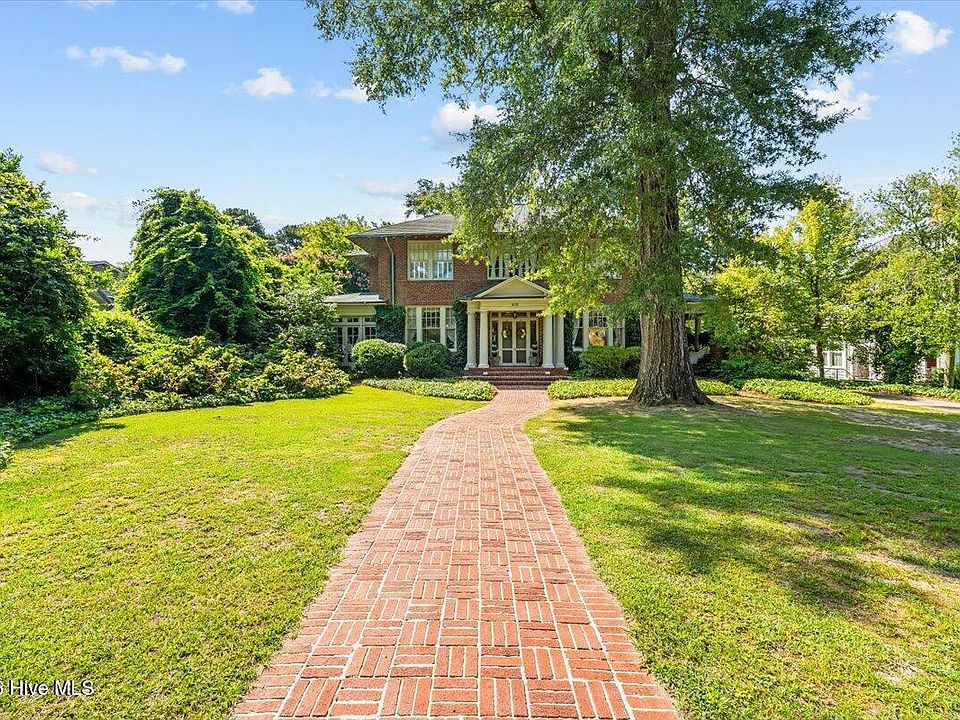 1st image of 618 Fayetteville Road