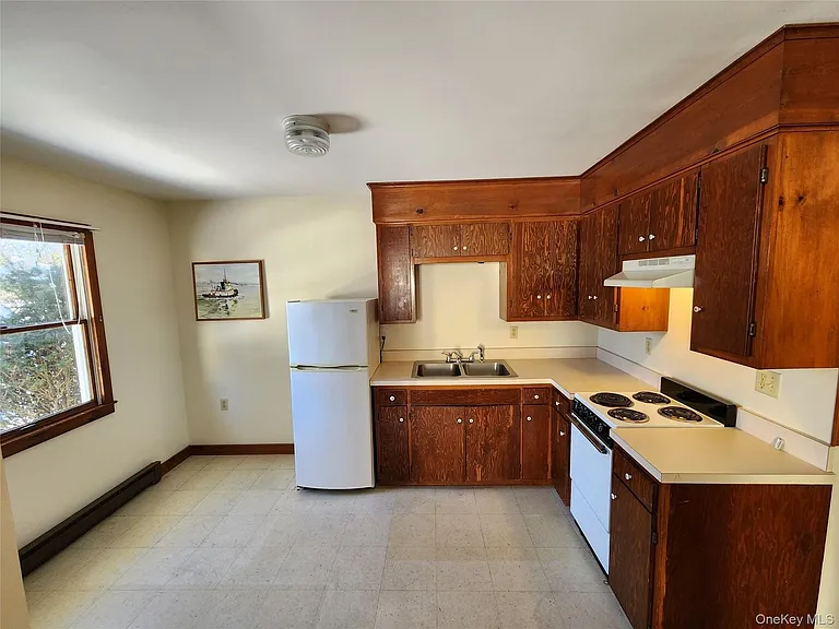 63 Jefferson Rd #A — Photo 4