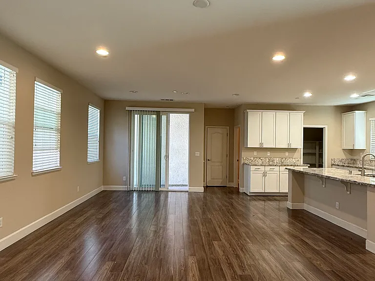 1639 Murasky Pl — Photo 13