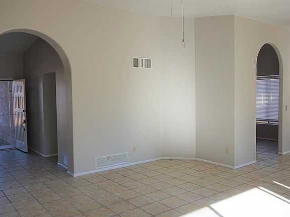 4th image of 5132 Colina Way