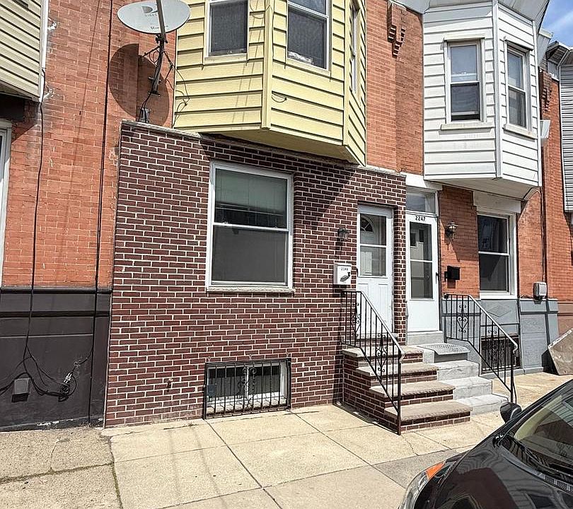1st image of 2249 Cantrell St
