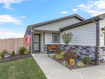 435 E Park Hill Dr, Tonganoxie, KS, 66086
