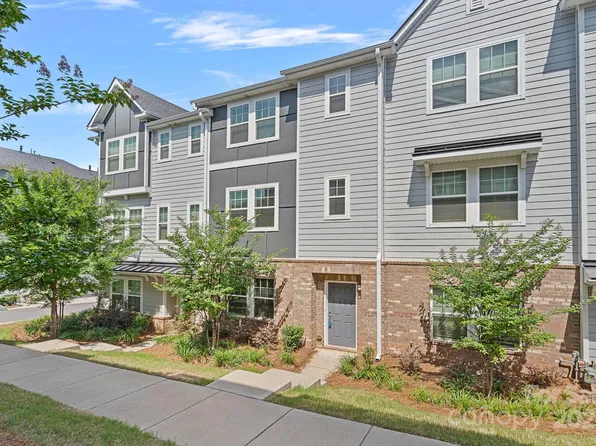 4008 Yucca Aly, Charlotte, NC 28217