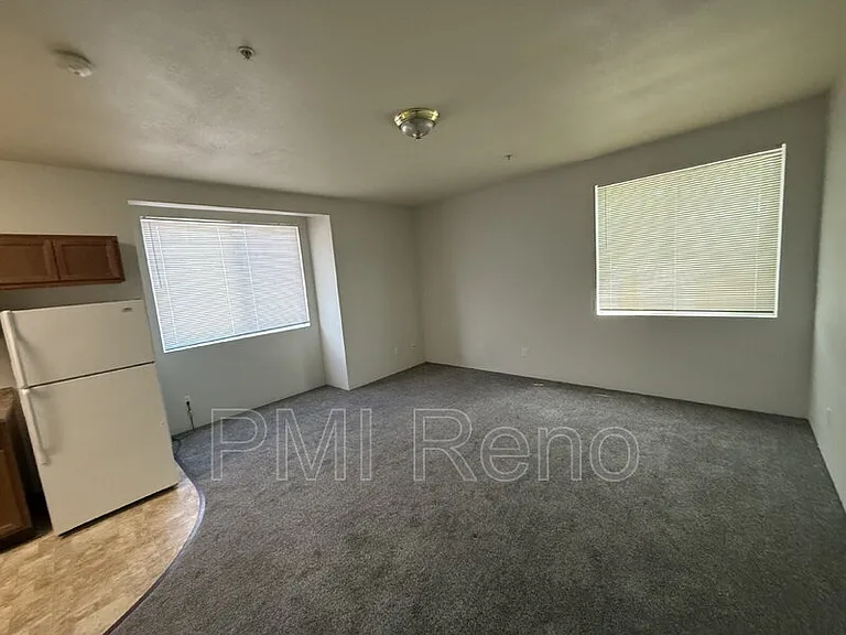 Big Horn Apartments — Photo 9