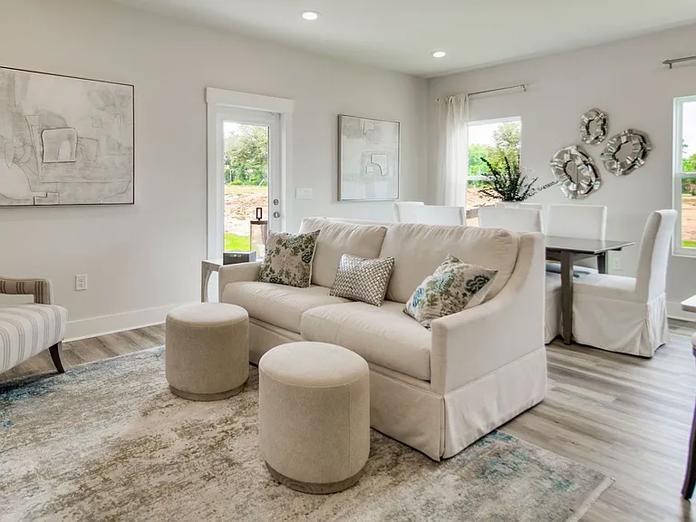 4051 Pendragon Cir — Photo 6
