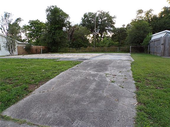 5th image of 1449 Lauradale Dr