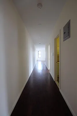 Rented by Keller Williams NYC | media 25