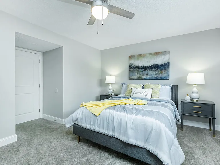 Brighton Valley Apts — Photo 31
