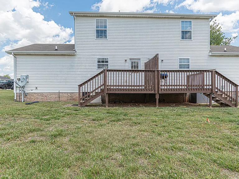 824 Flyer Ct — Photo 15
