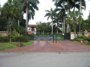 13225 SW 95th Ave, Miami, FL 33176