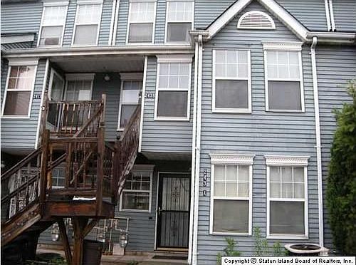 1st image of 243A Pond Way #243A