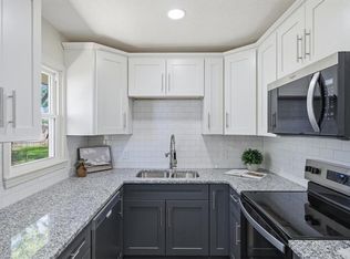 3105 Porter Rd, Independence, MO 64055