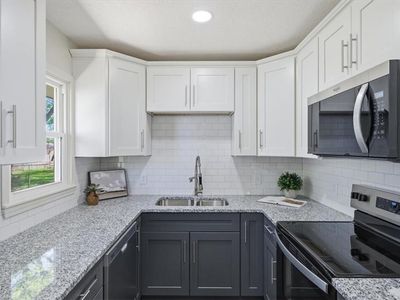 3105 Porter Rd, Independence, MO, 64055