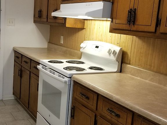 5th image of 1638 Pinedale Cir NW