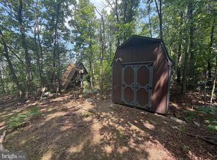 193 Short Ln, Hedgesville, WV 25427