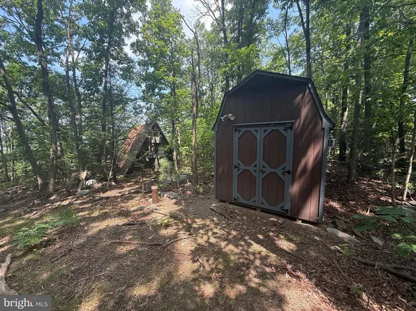 193 Short Ln, Hedgesville, WV 25427