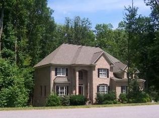 8506 Rosedale Dr, Oak Ridge, NC 27310