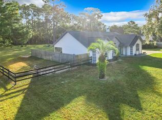 5831 NE 62nd Court Rd, Silver Springs, FL 34488