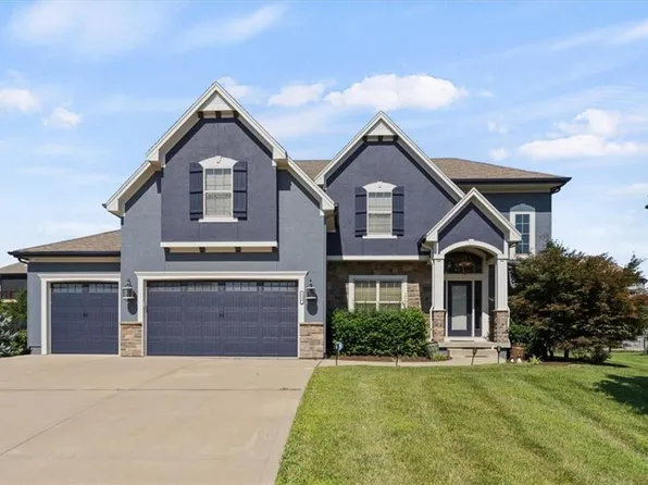 216 SW Ansel Adams Dr, Lees Summit, MO 64082