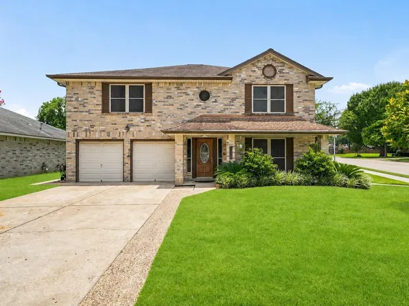 2135 Victoria Garden Dr, Richmond, TX 77406