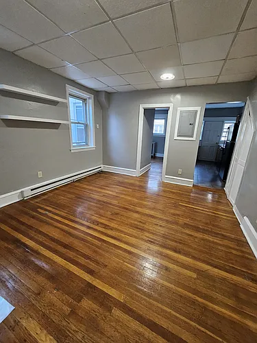 218 Long Ln #2R Photo 1