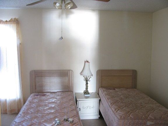 5th image of 1900 E Elizabeth St #3007
