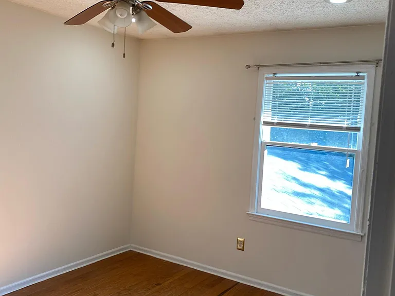 81 Woodmere Dr — Photo 18