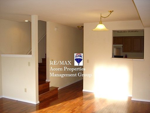 4th image of 30875 Sr 20 APT I2