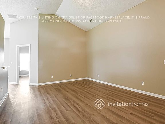3rd image of 2126 Darlin Cir