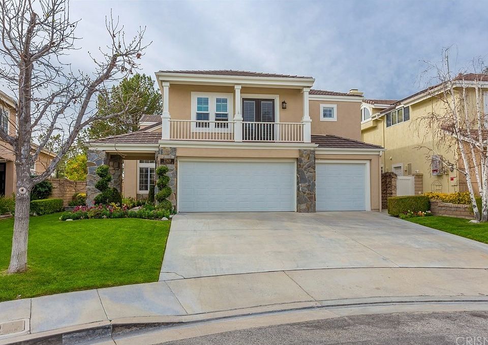1st image of 27419 Weathersfield Dr